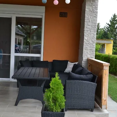 Balaton Relax Apartmanhouse Apartment Balatonfenyves